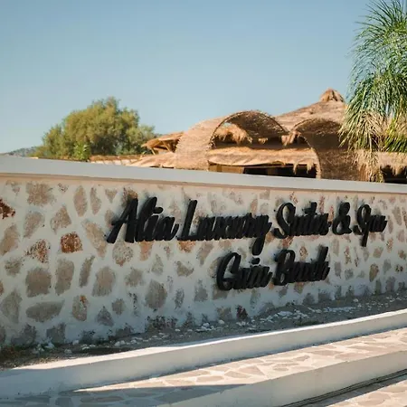 Alia Beachfront And Hotel Haraki